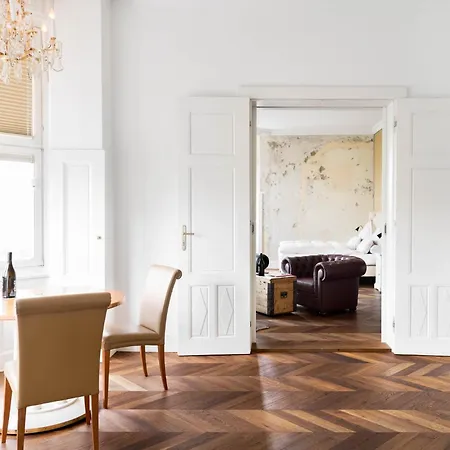 Grand Wiesler - Centre Of 호텔