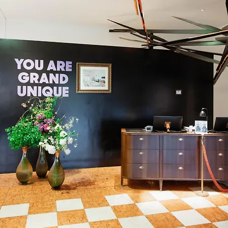 Grand Wiesler - Centre Of Hotel
