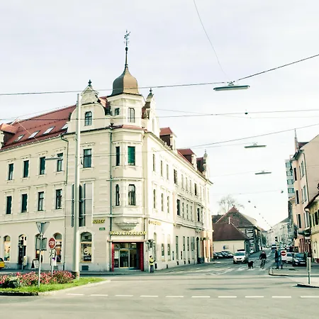 Grand Wiesler - Centre Of