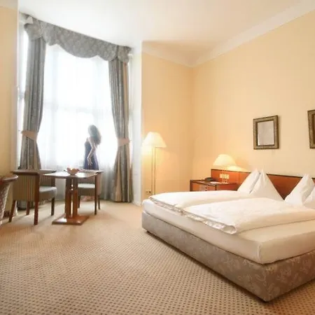 Grand Wiesler - Centre Of 4* Грац