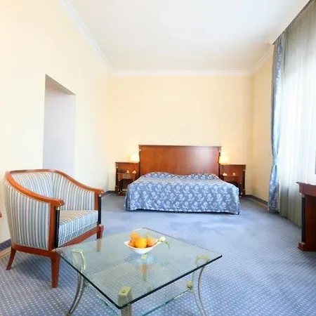 Grand Wiesler - Centre Of 4*