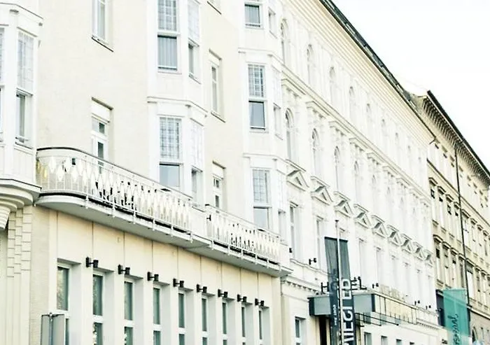 Grand Wiesler - Centre Of Готель 4*