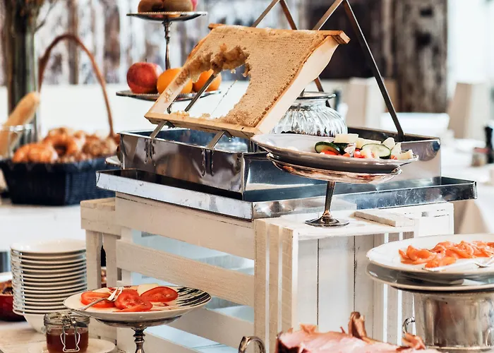 Готель Grand Wiesler - Centre Of 4*