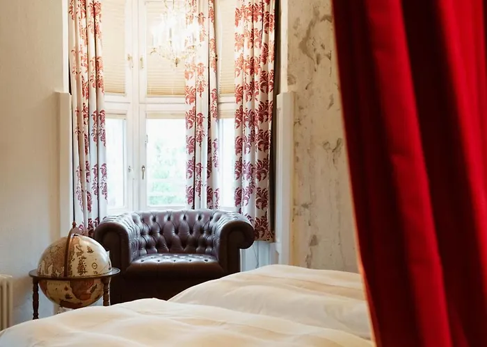 Готель Grand Wiesler - Centre Of 4*